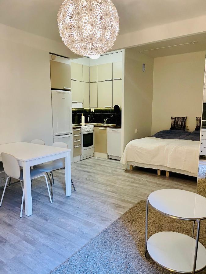Upea Yksioe Aivan Helsingin Keskustasta Apartment Helsinki Luaran gambar